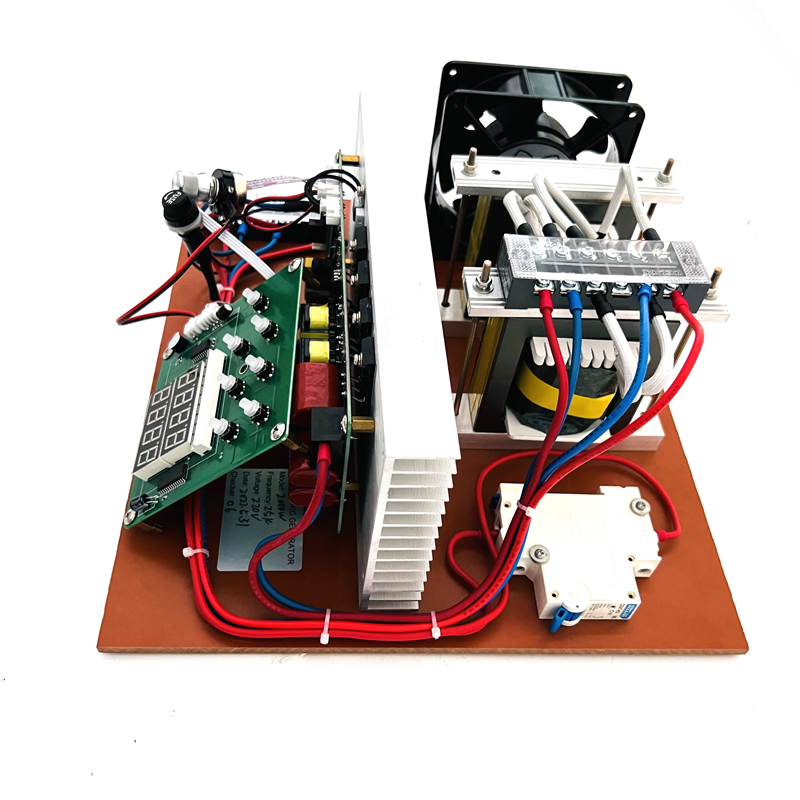 28khz 1000W Ultrasonic Frequency Generator with piezo r for Cleaning Machinery/Measuring Tools/Cutting Tools Industry