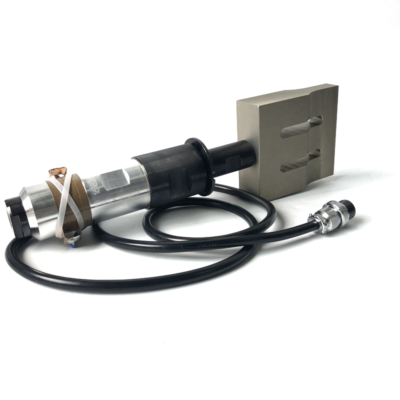 2500W 15KHZ/20KHZ Ultrasonic Vibrating Welder Converter Horn For Benchtop Ultrasonic Welder Machine