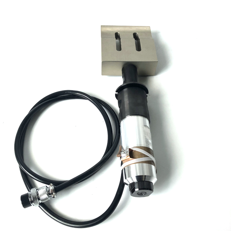2600W 15KHZ/20KHZ Ultrasonic Waves Welder Converter Horn For Plastic Ultrasonic Welding Machine