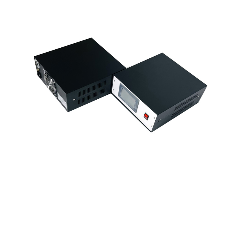 15khz 2600W Intelligent Ultrasonic Plastic Welding Generator For Digital Ultrasonic Welding Machine